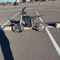 Tuttio TRADES ONLY FOR SUPER 73