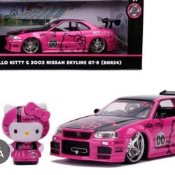 Hello Kitty 2002 Nissan Skyline 
