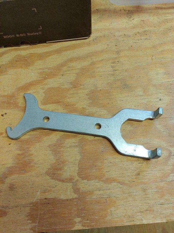 Multi Shock Tool fits Harley Davidson