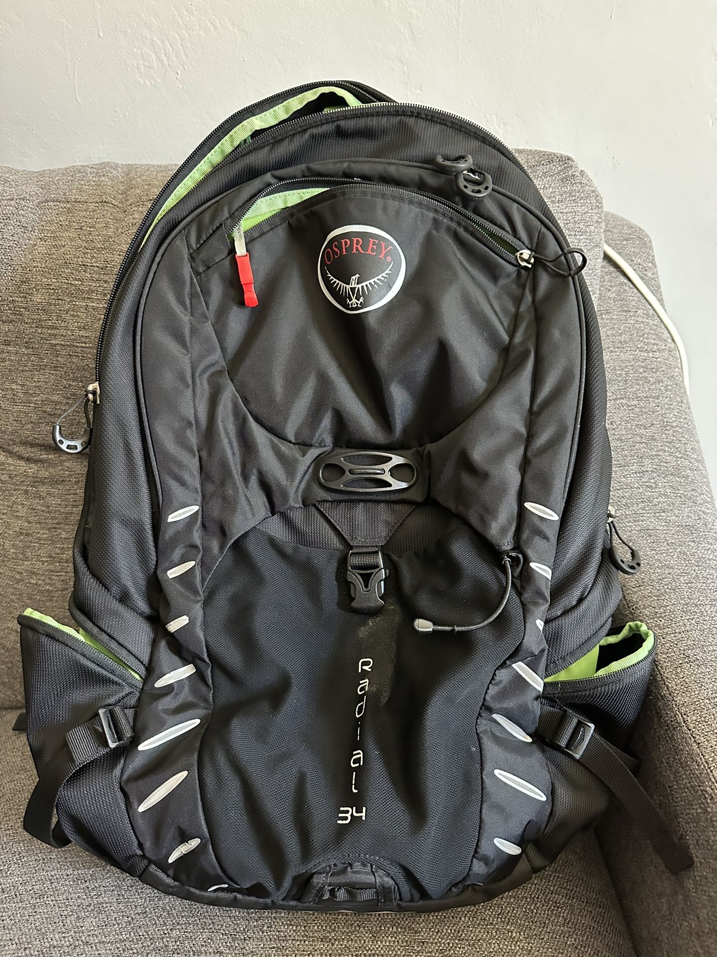 Osprey Radial 34 Bike Commuter Pack M/L (18-21 in) Black & Green
