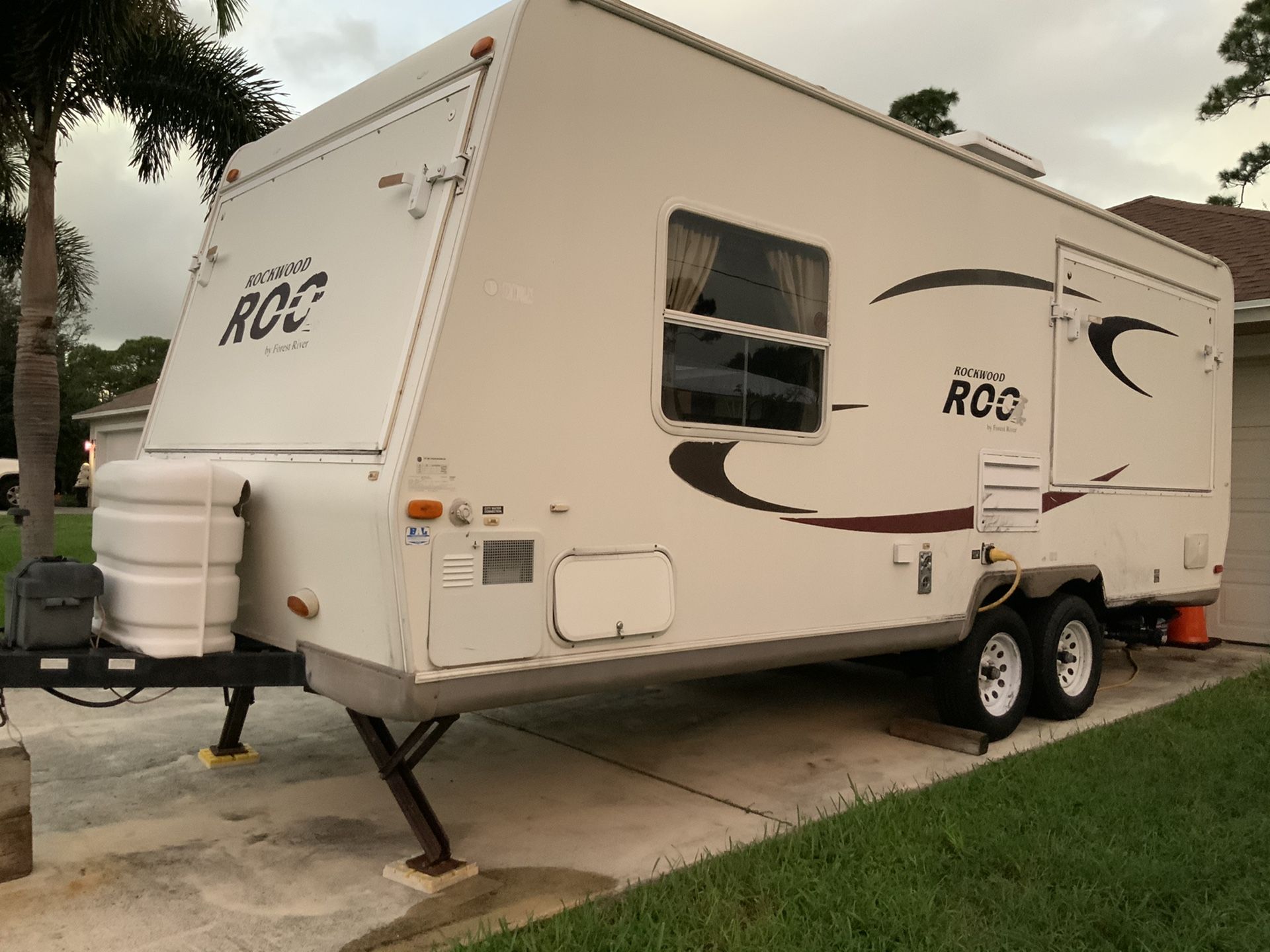 2006 Hybrid Rockwood Roo 3 Beds Travel Trailer for Sale in Port St