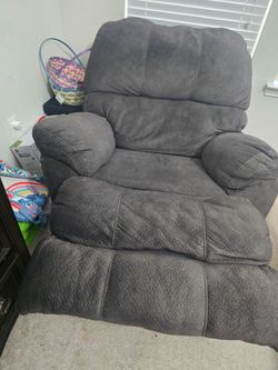 Recliner/Rocking Chair