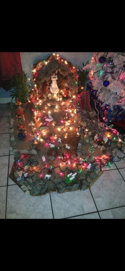 Kirkland nativity set