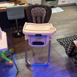 Graco Foldable High Chair