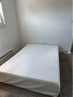 Full Sized Mattress; Pick up only August 3rd