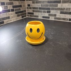 Vintage McCoy Yellow Happy Face Planter