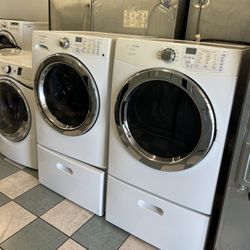 Frigidaire Washer And Dryer Set( Delivery Available)