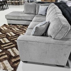 AP 🎉 Slepeer Sectional Couch With Chaise/ Color Options/Fast Delivery - Financing 
