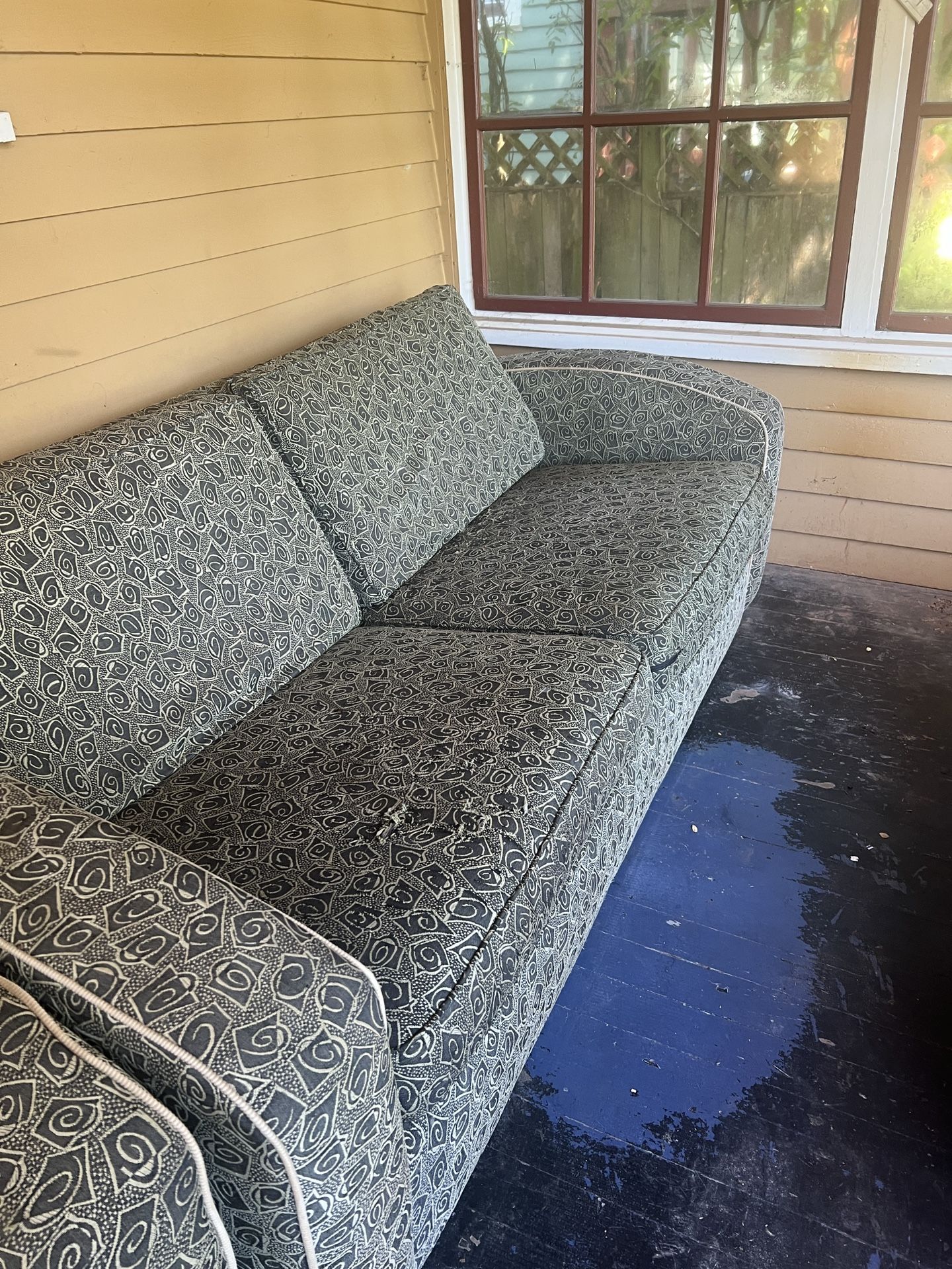 Free Couch With Matching Chair And Ottoman