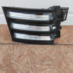 2025-2026 Nissan Kicks Front Led Day Time Running Light 