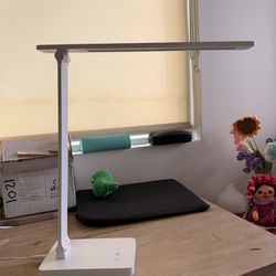 Adjustable LED Desk Lamp (Touch Controls)