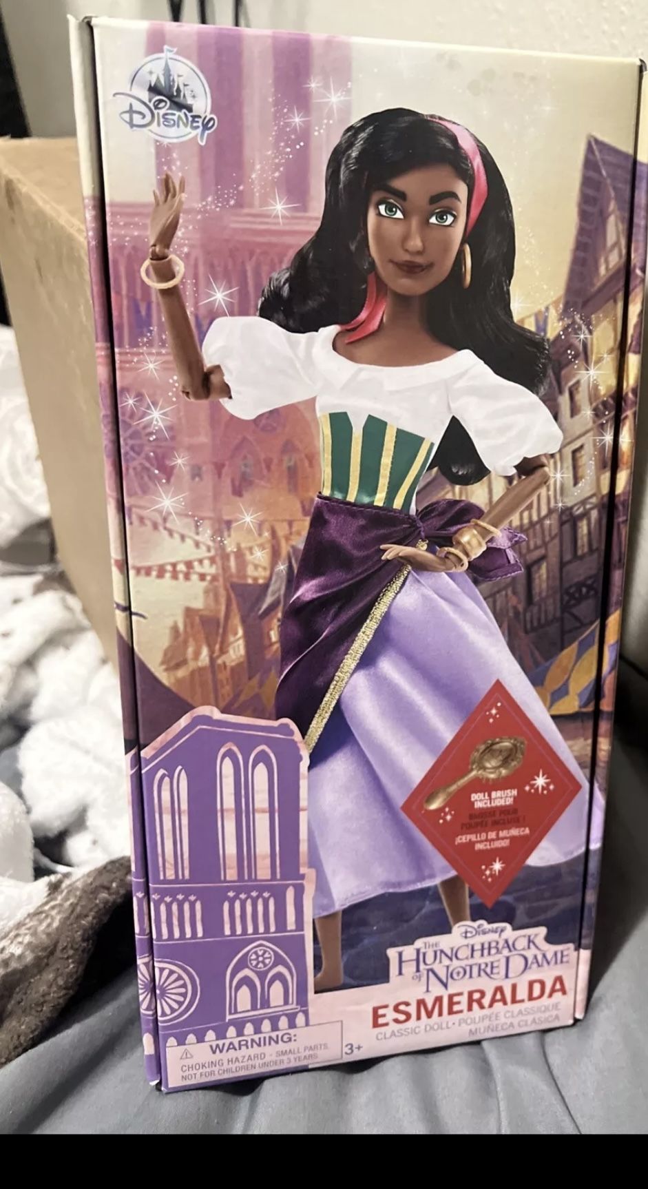 Disney esmeralda classic doll - the Hunchback of Notre dame - NEW in box