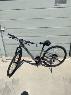 bicycle Retrospec Barron Plus hybrid bicycle