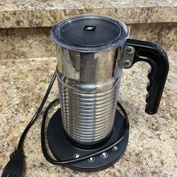 Nespresso Aeroccino 4 Milk Frother