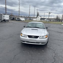2002 Ford Mustang