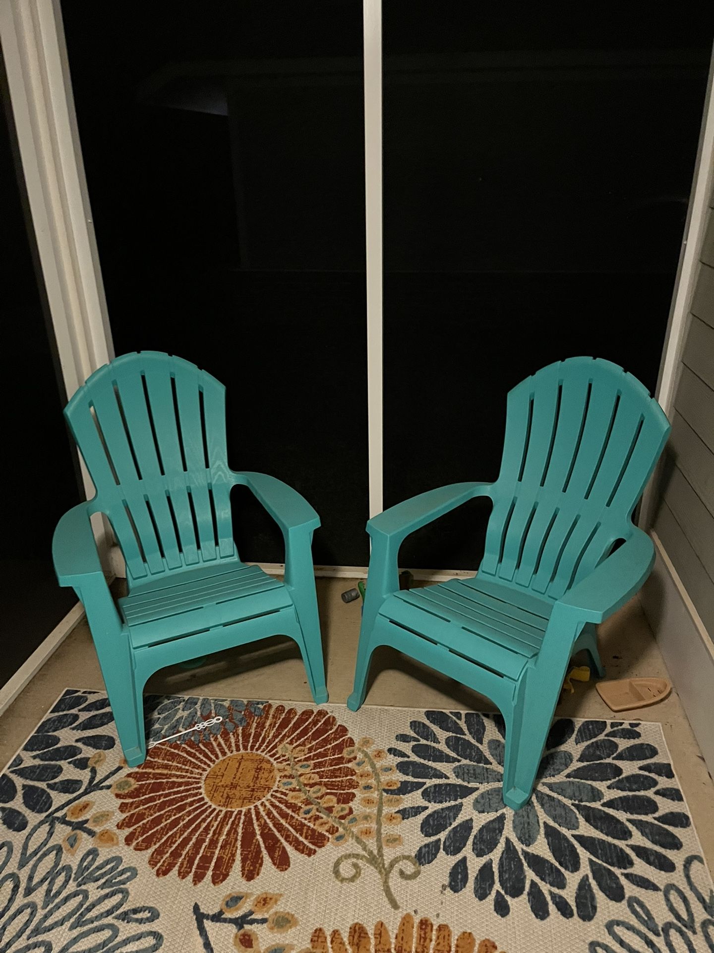Outdoor Lawn Chairs