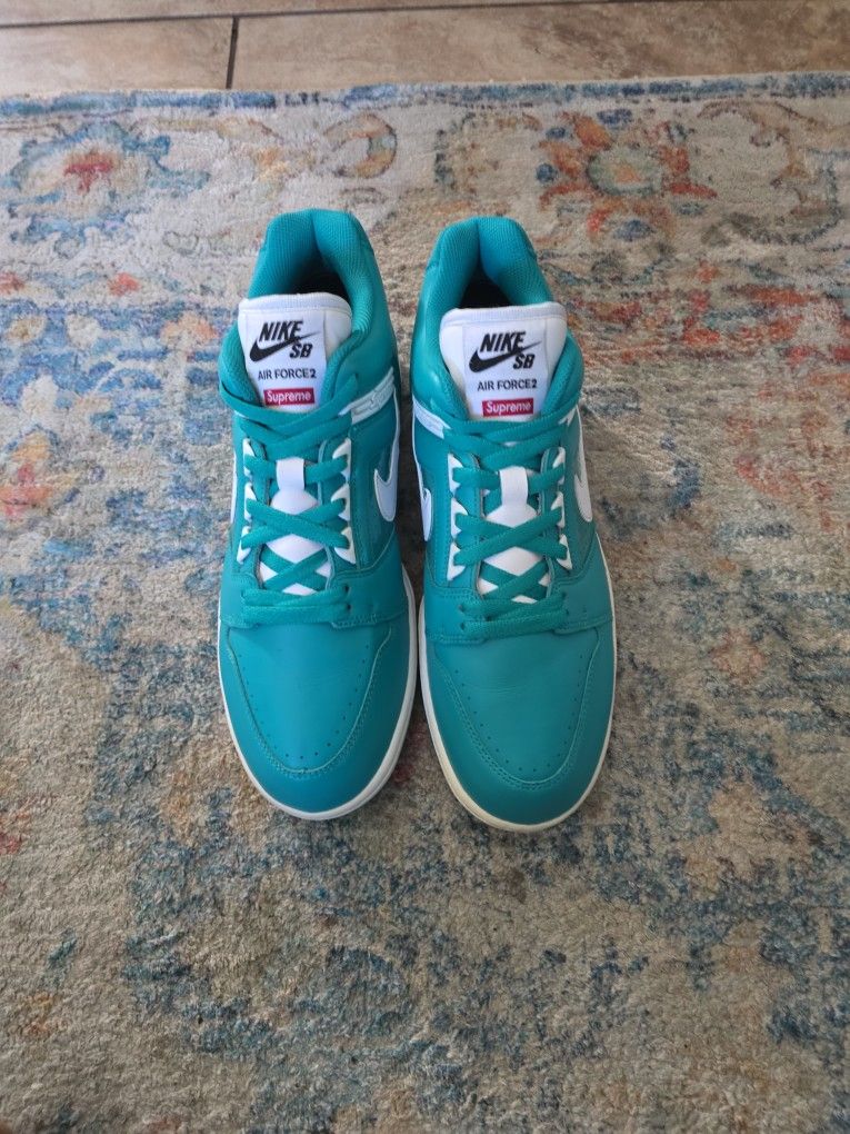 Used Nike SB AIR FORCE 2 SUPREME