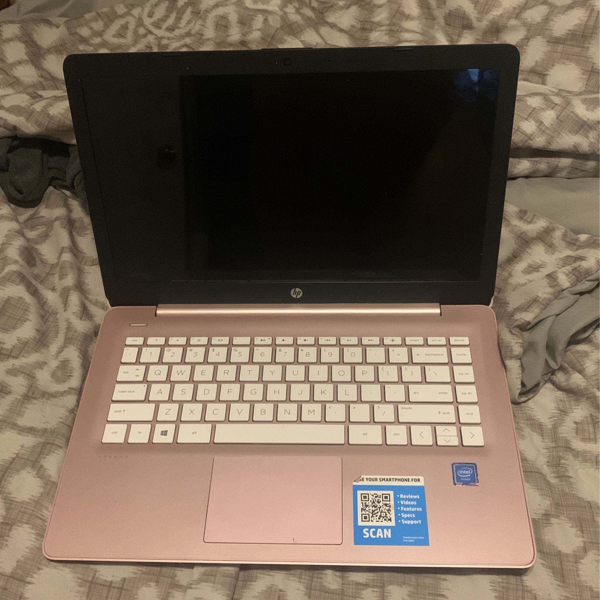 Pink HP laptop 