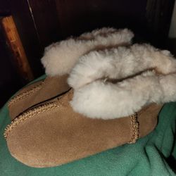 Ugg Baby Boots 4-5