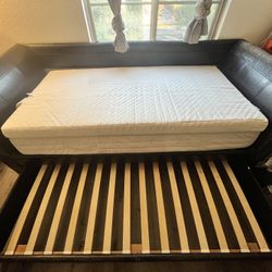 Free Day Bed With Trundle