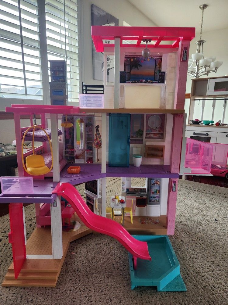 Barbie Dream House With Elevator