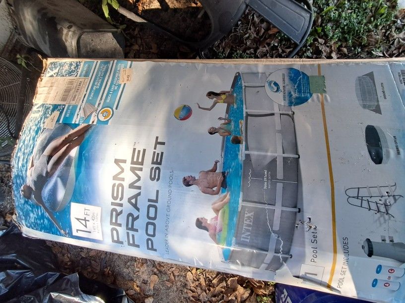 Prism Frame Pool Set