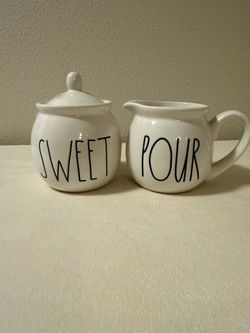 Rae Dunn Cream & Sugar set