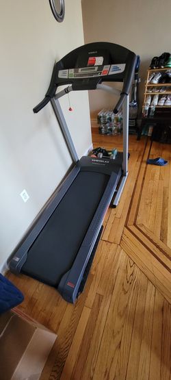 Weslo Cadence G 5.9 Treadmill Series for Sale in Brooklyn NY OfferUp