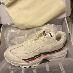 Air Max 95 Undefeated 