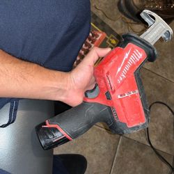 M12 FUEL 12V Lithium-Ion Brushless Cordless HACKZALL Reciprocating Saw