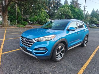 Hyundai Tucson SUV in Blue