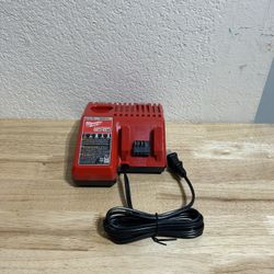 Milwaukee M18/M12 Battery Charger Unused Open Box