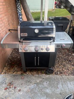 Weber Genesis II E-335 3 Burner Liquid Propane Grill Black with Griddle Insert