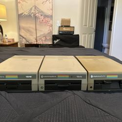 3 Commodore 1541 Disk Drives