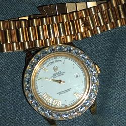 Men's Gold Rolex Watch 