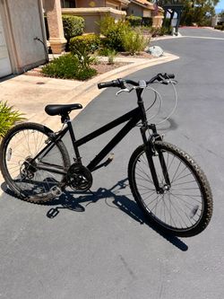 Adult bike - 26" fairly used bike + new memory foam seat pad for sale (Rancho Bernardo)