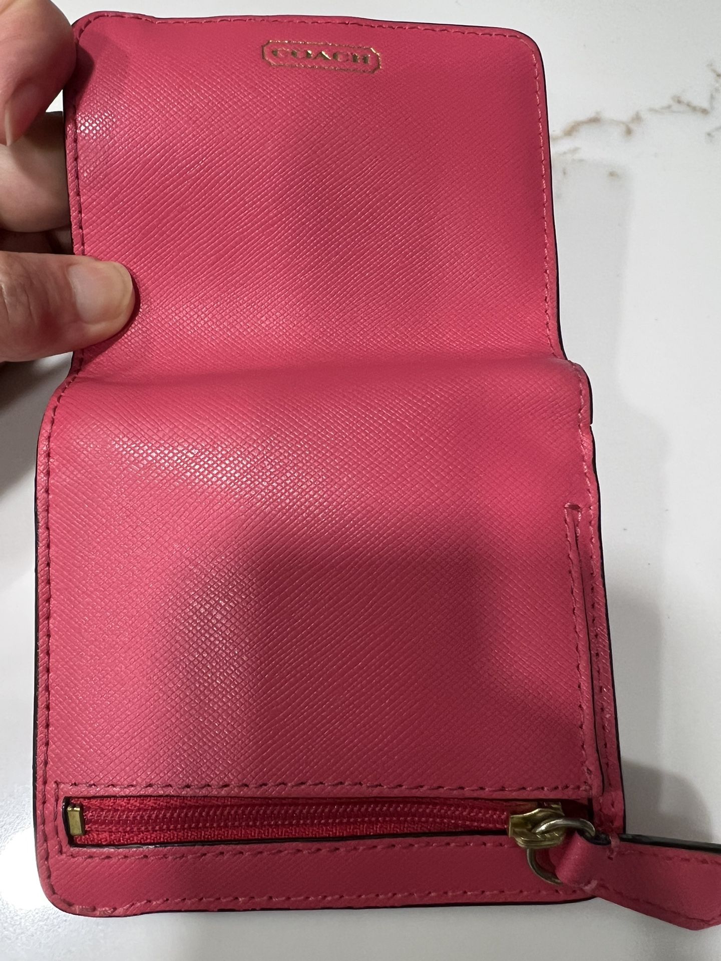 Coach Pick Wallet