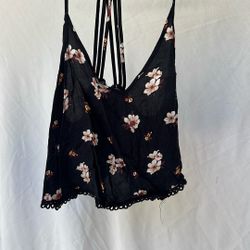 Forever 21 Crop Top Floral Print