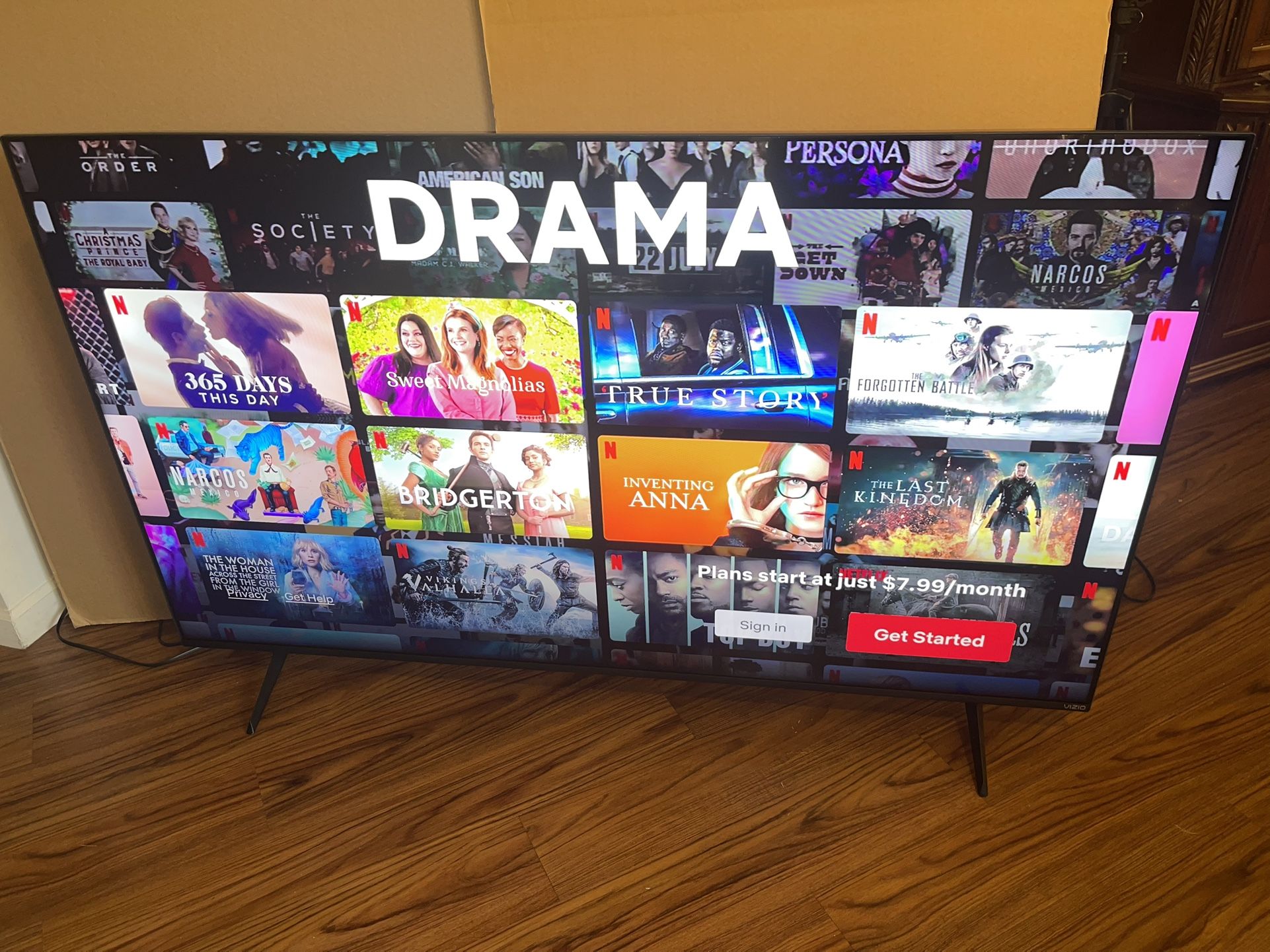Vizio 65” SmartCast TV 4K QLED QUANTUM HDR With Remote Control $250 Firm On Price