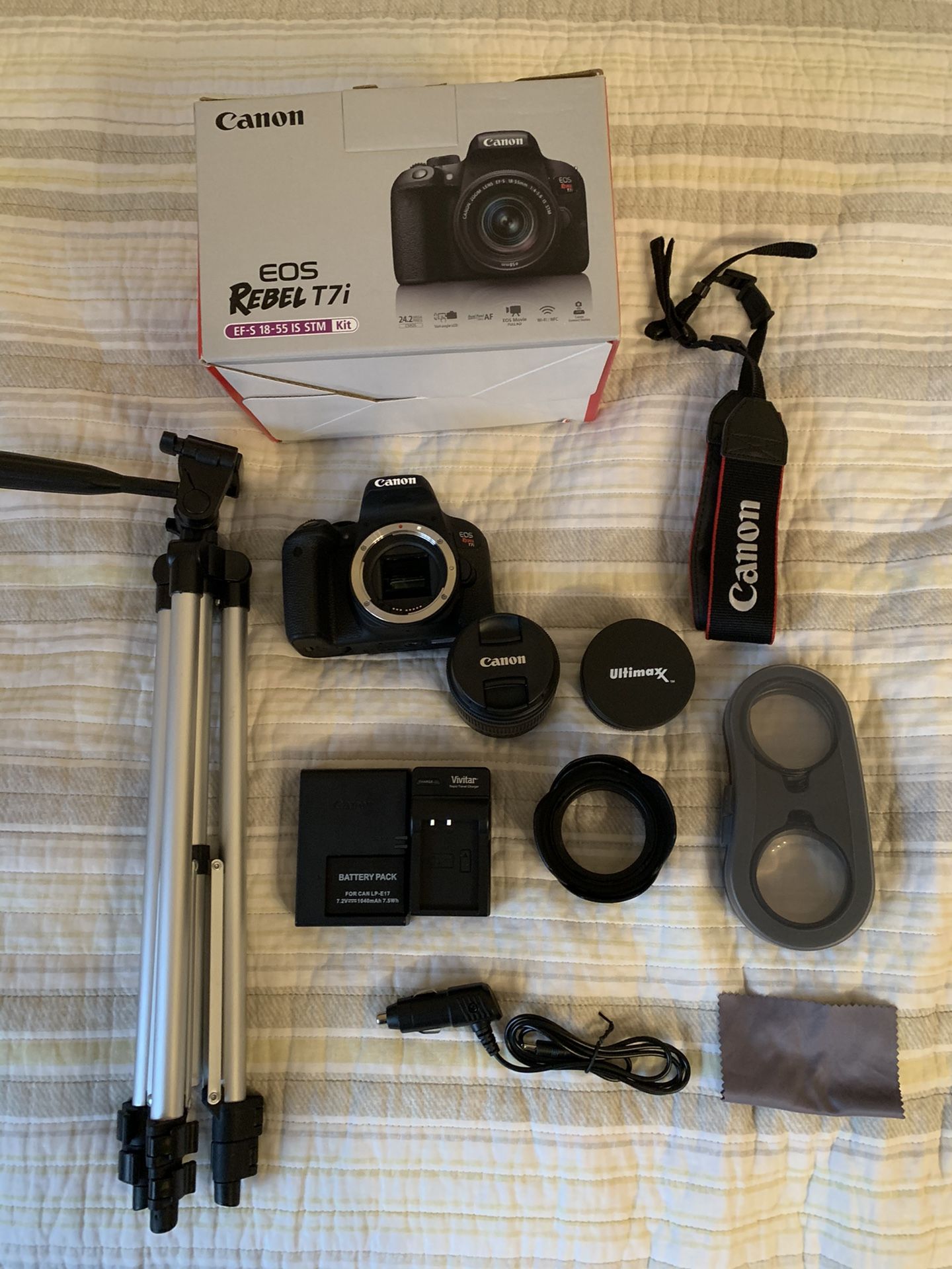 Canon Rebel T7i Camera Bundle with Many Accessories!