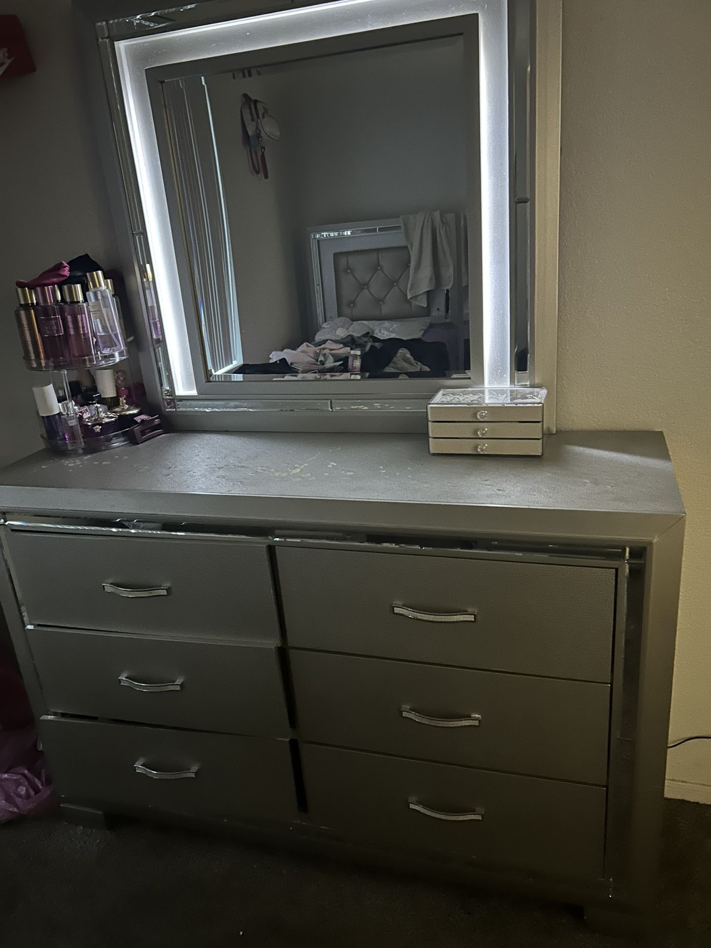Glamour Dresser With Light Mirror W/ Two twin Beds And Mattresses (if wanted)