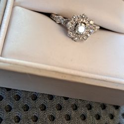 Designer Diamond Engagement Ring
