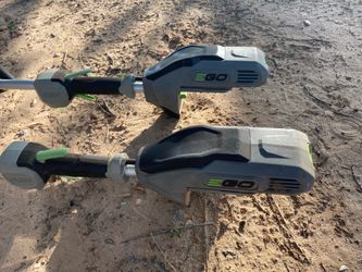 Got some weedeaters working good just sold battery’s went gas