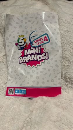 Mini Brands Store Set