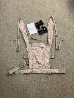 Hope & Plum Lark Baby Carrier