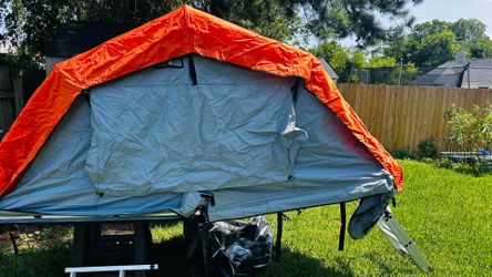 Hi-Vis Overland Roof top tent