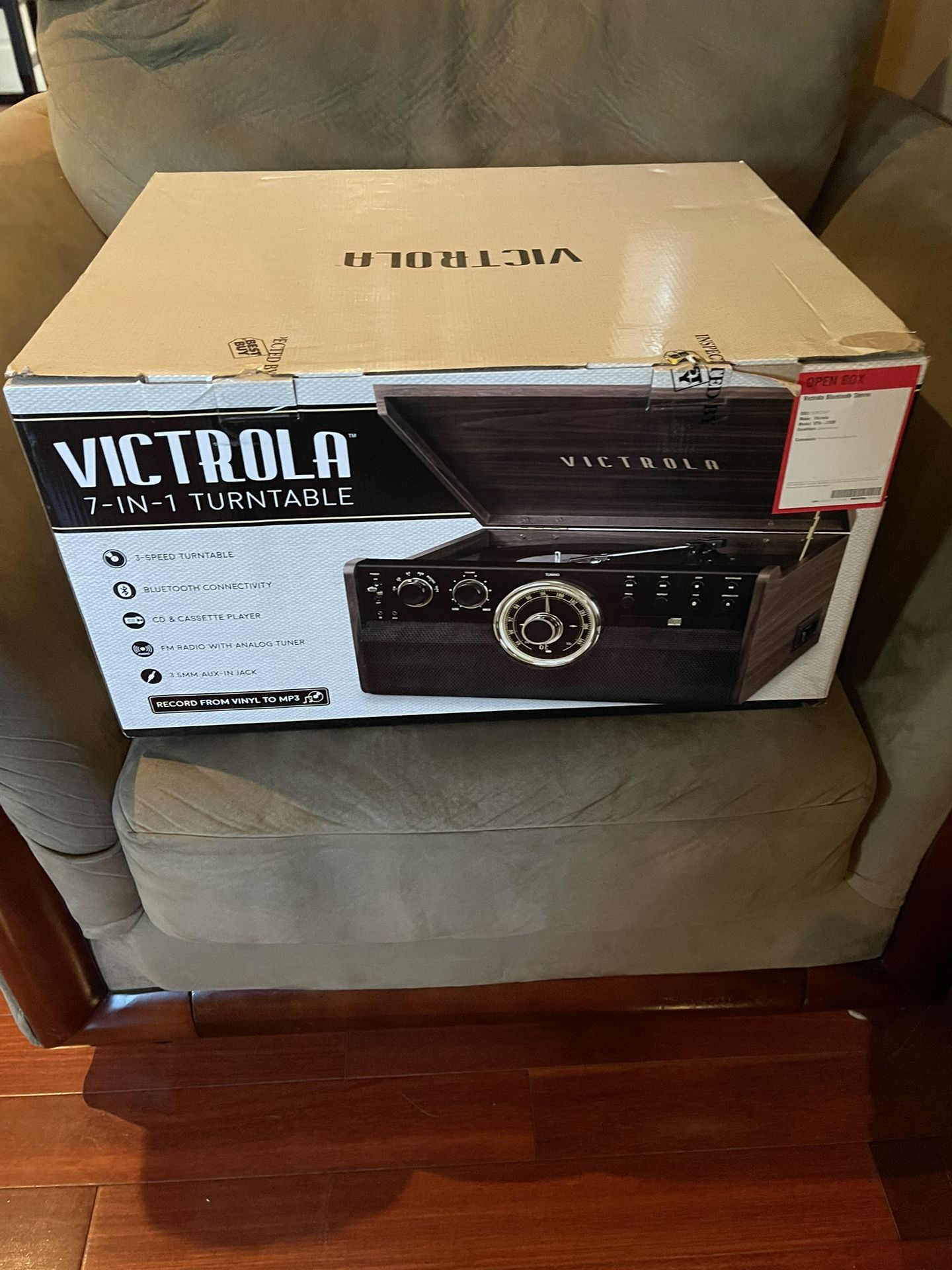 Nostalgic Phonograph w Cassette