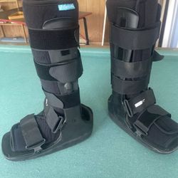 Ossur Formfit Walker Boot with Air - Medical Grade Walking Boot for Broken Foot, Sprained Ankle & Stable Fractures | Breathable Walker Boot for Strain