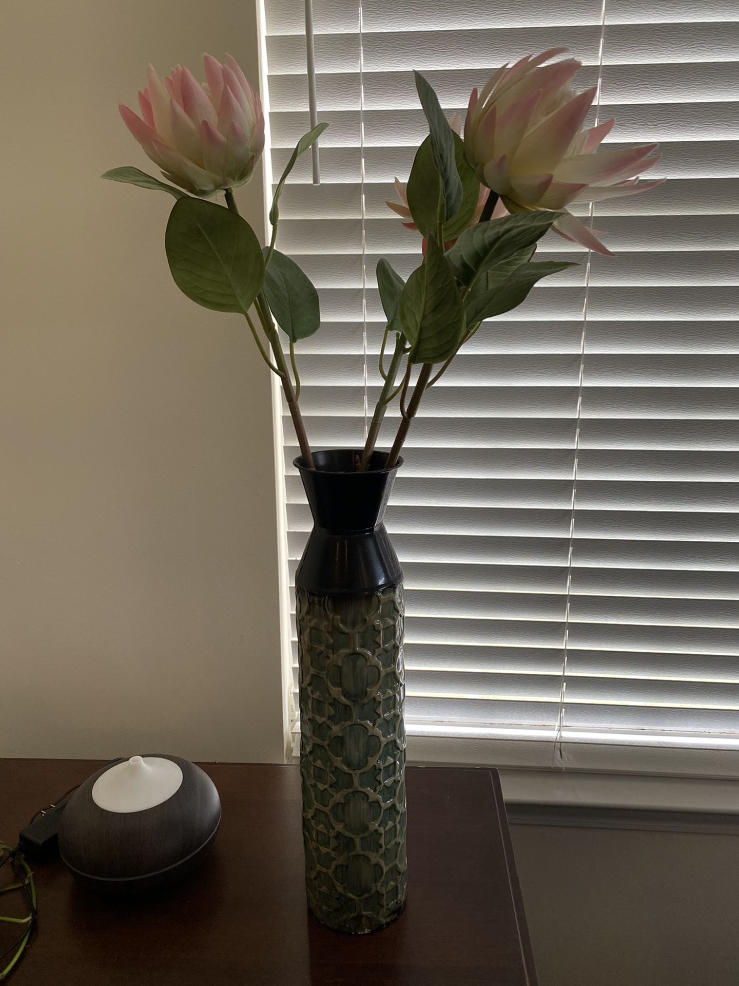 18” Vase With Three Flowers Stems 