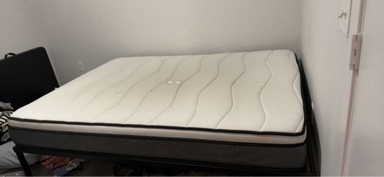 Full/Queen Mattress with Box Spring